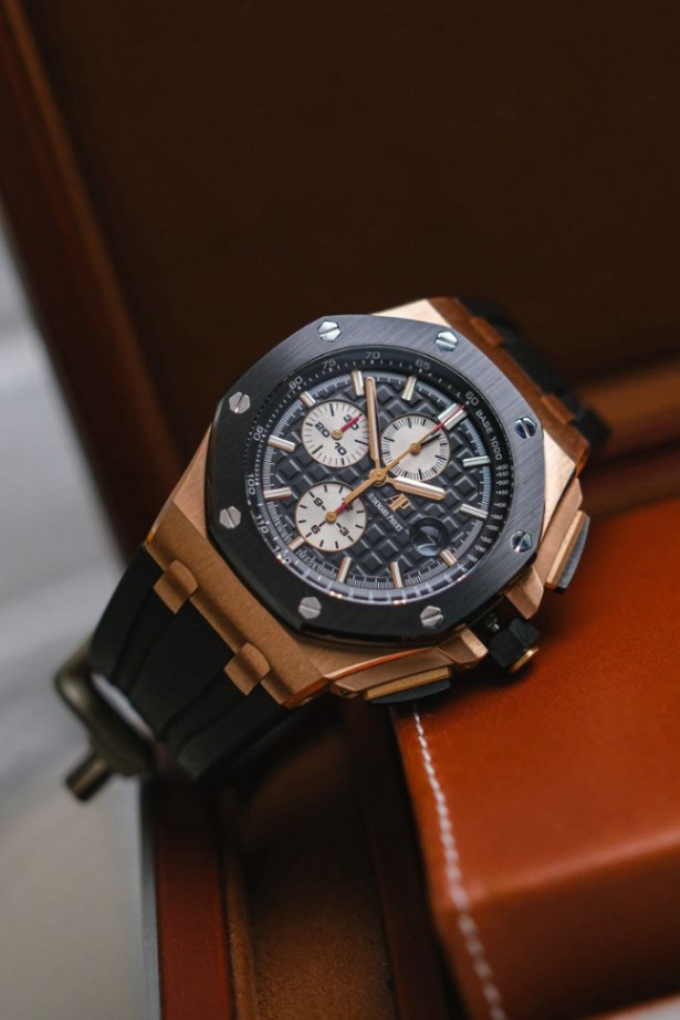 Audemars Piguet Royal Oak Offshore Chronograph 26401RO thumbnail 4