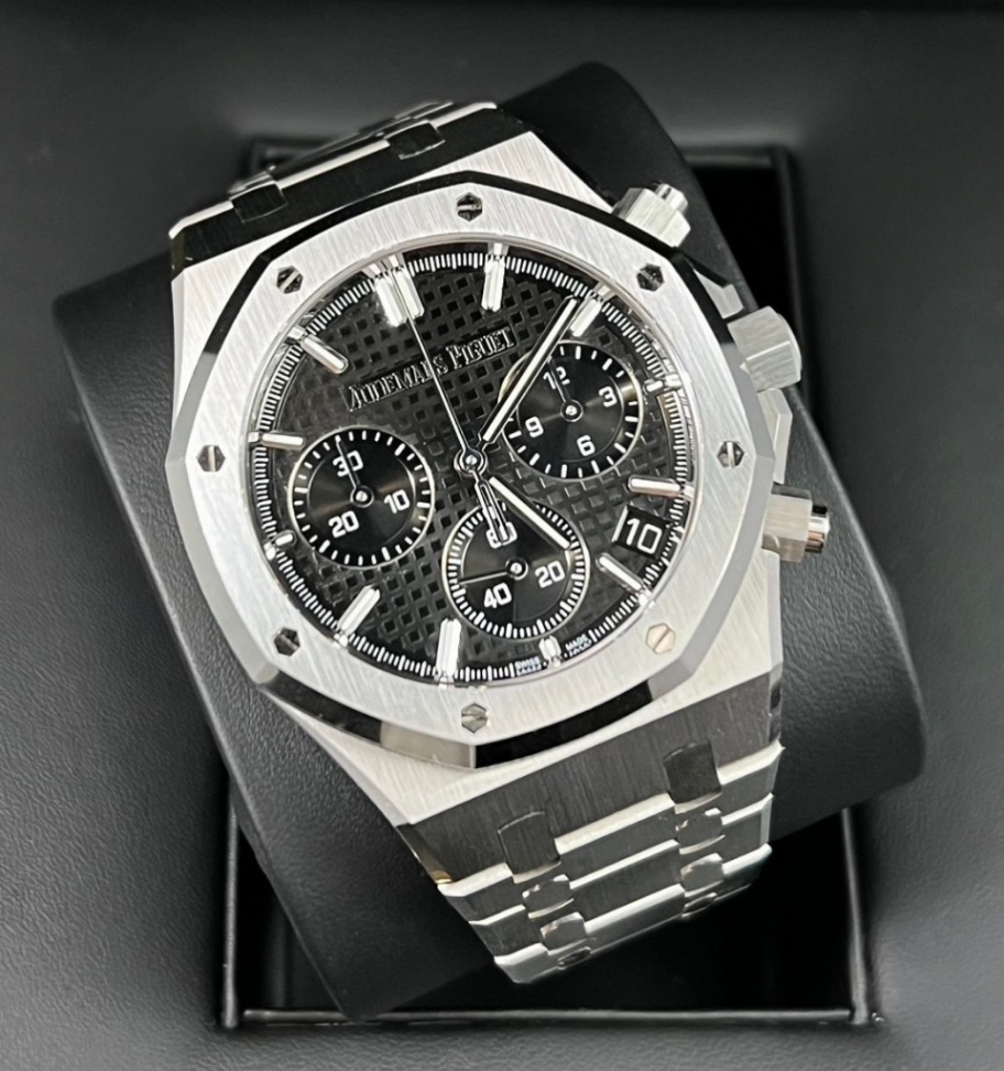 AP Royal Oak 26240ST Black Dial 41mm