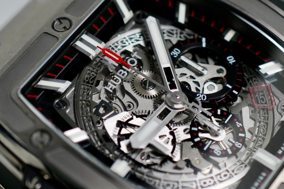 HUBLOT Spirit of Big Bang Chronograph 601.NX.0173.LR Titanium 45mm - Image 3