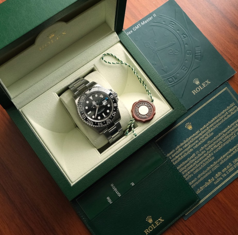 Rolex GMT-Master II 116710LN Green Hand Black DIal Oyster Steel 2012 - Image 5