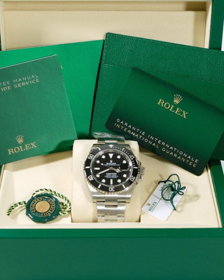 ROLEX Submariner Date 126610LN Black Dial 41m 2026 - Image 7