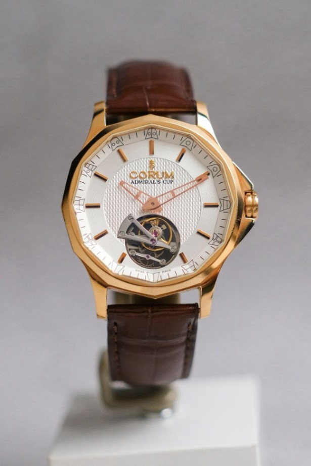 Corum Admirals Cup Legend Flying Tourbillon 18K Rose Gold thumbnail 1