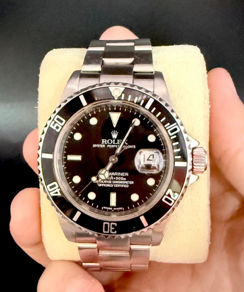 Rolex Model Submariner Date 
