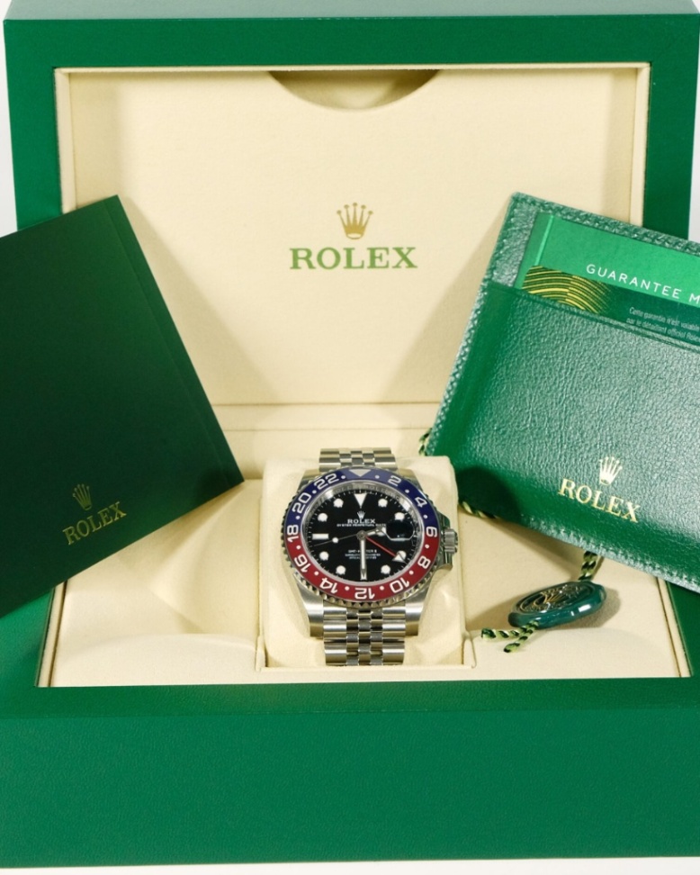 ROLEX GMT-Master II 126710BLRO “Pepsi” Jubilee 2026 - Image 9