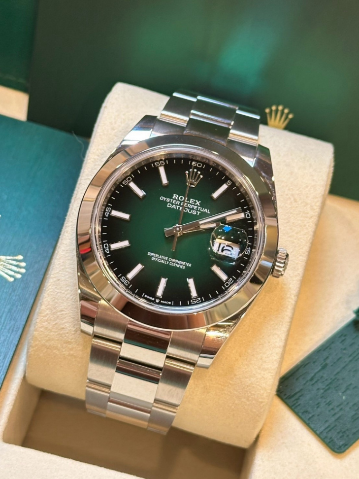 Datejust Green Ombre Dial Oyster 41mm thumbnail 2