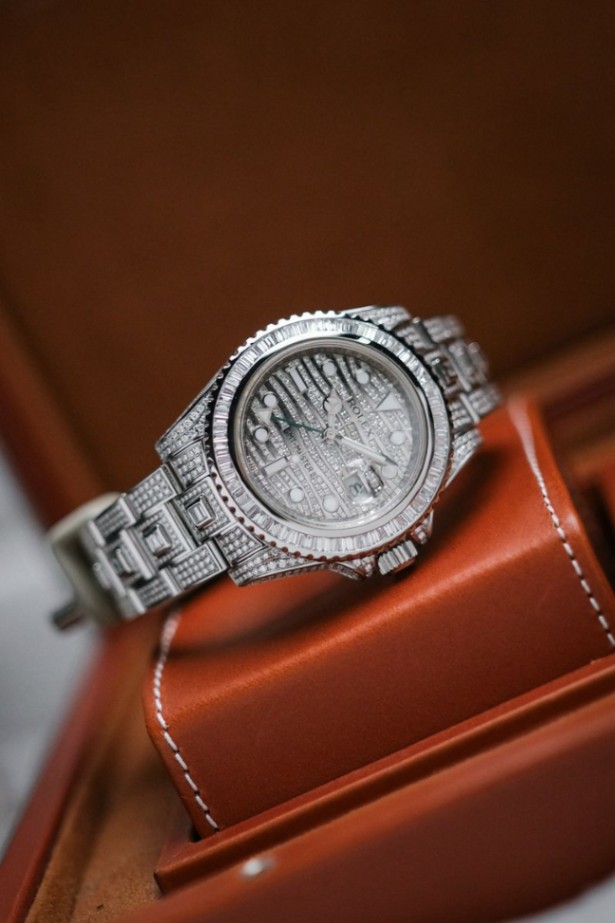 Rolex Ice GMT MASTER II Green Hand Full Diamond - Image 5