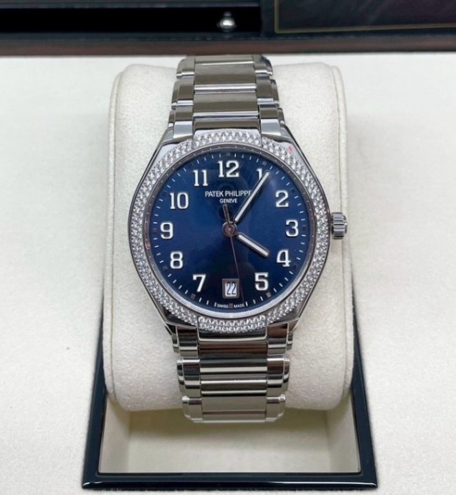 PATEK PHILIPPE Twenty~4 7300/1200A Blue Sunburst Dial