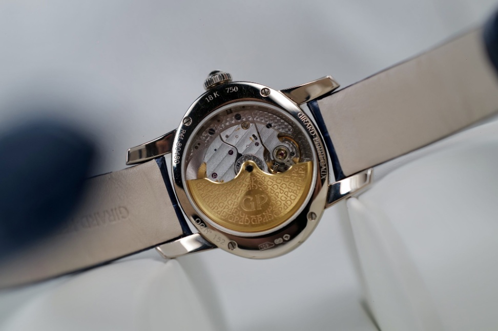 GIRARD-PERREGAUX Cat’s Eye 18K White Gold Diamond 80480 - Image 3