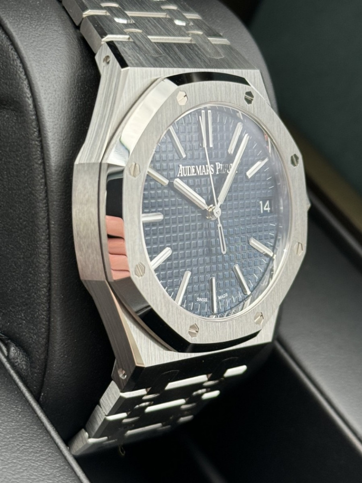 AP Royal Oak 15510ST Blue Dial 41mm - Image 4