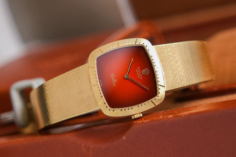 Rolex Cellini Red Vignette Full 18K Gold Vintage - Image 5