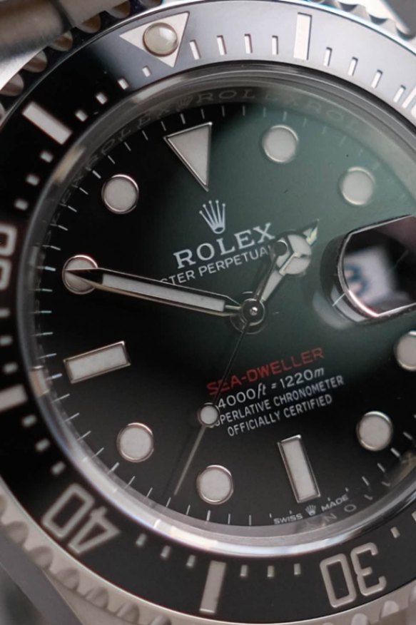 Rolex Sea-Dweller 43 Red Sea 126600 thumbnail 4