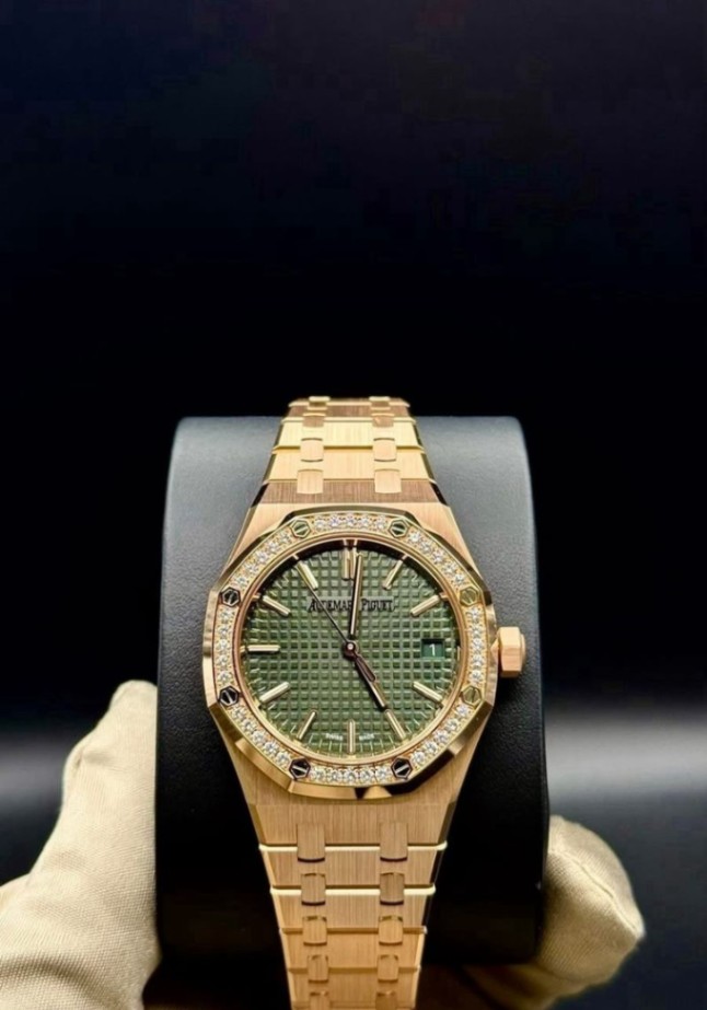 Audemars Piguet Royal Oak Selfwinding  thumbnail 1