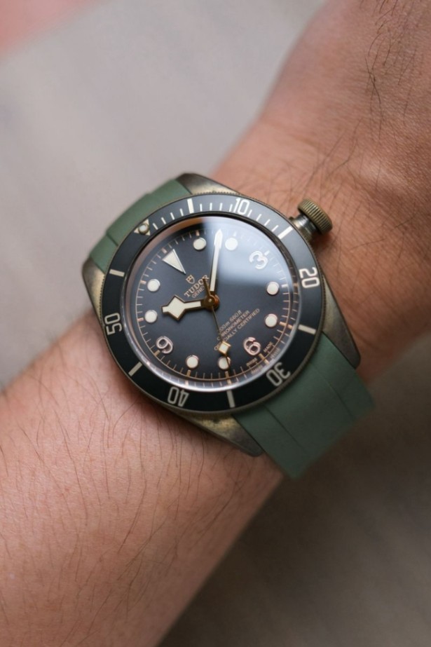 Tudor Black Bay Bronze Slate Grey Ref. M79250BA-0002 thumbnail 2