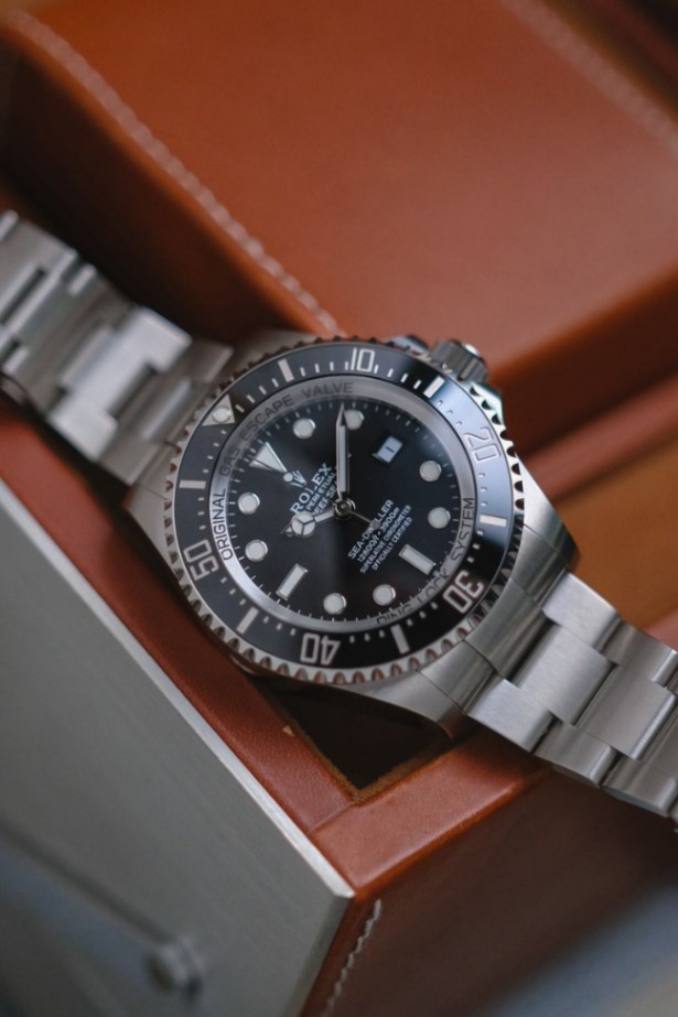 ROLEX SEA DEWELLER DEEPSEA 126660 - Image 5