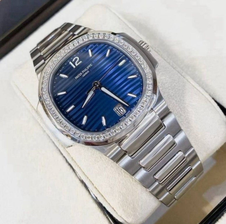 PATEK PHILIPPE Nautilus Blue Dial 7118/1200A  thumbnail 3