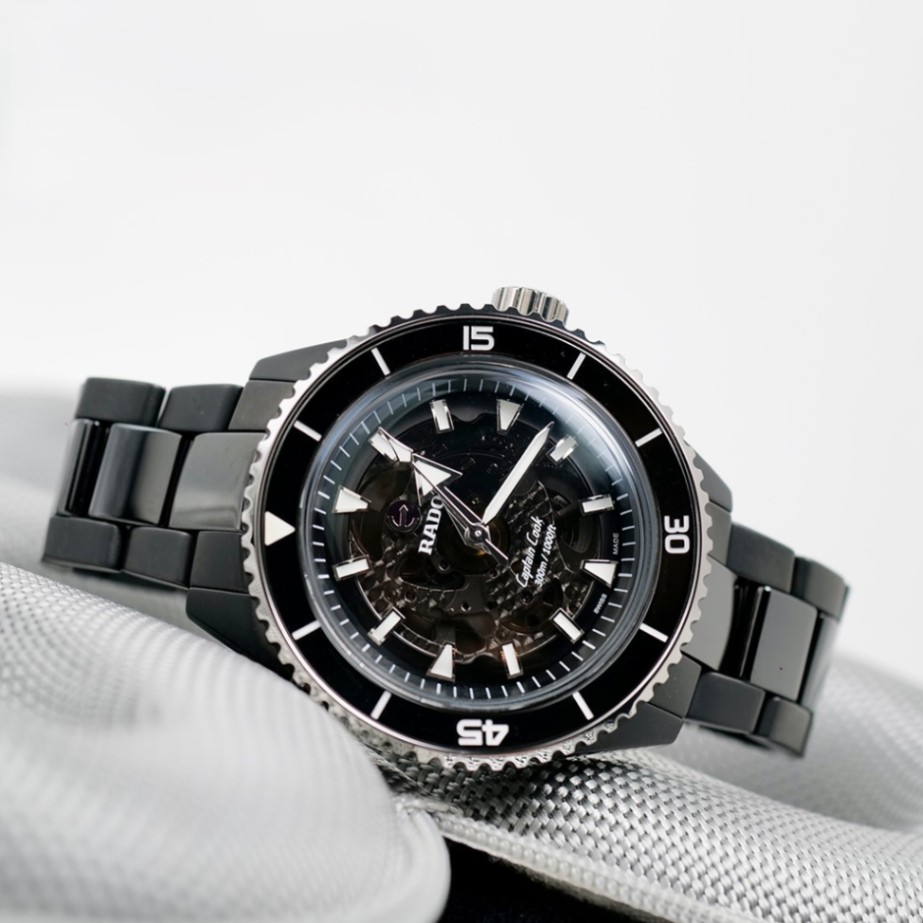 RADO Captain Cook Skeleton Black Ceramic R32127152 43mm