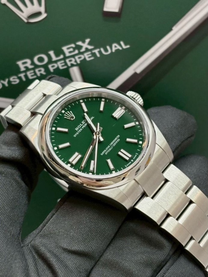 ROLEX Oyster Perpetual 41 Green Dial 134300 - Image 2