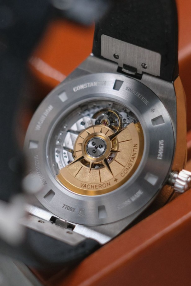 Vacheron Constantin Overseas World Time thumbnail 5