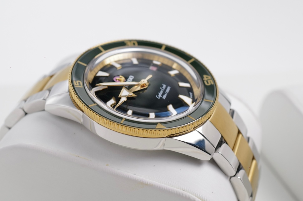 RADO Captain Cook Two-Tone Green Dial R32138303 42mm - Image 4
