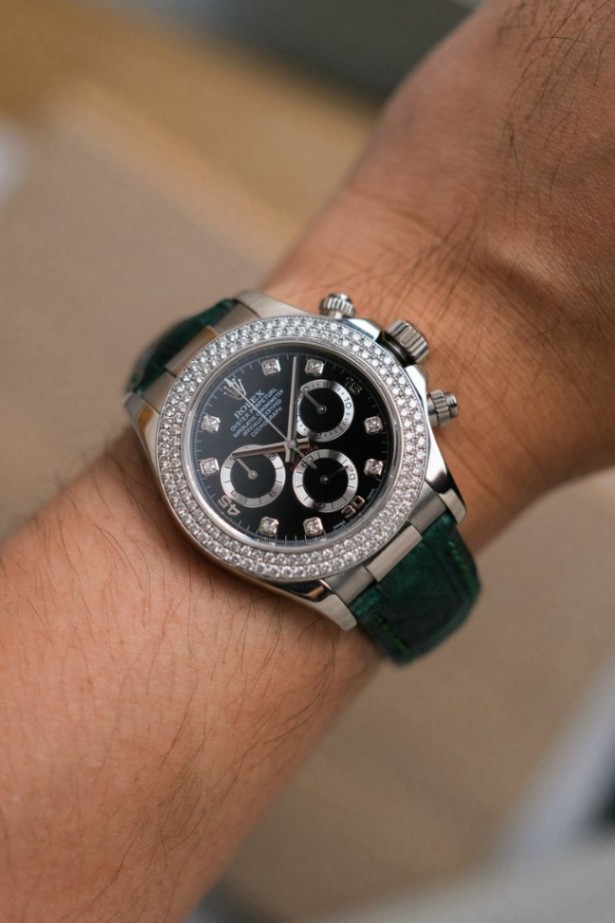 Rolex Cosmograph Daytona 18K White Gold Diamond Bezel thumbnail 3