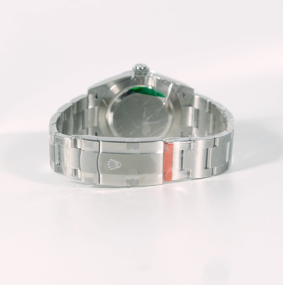 Rolex New Oyster Perpetual 134300 Lavender Dial Oyster Steel 2026 thumbnail 3