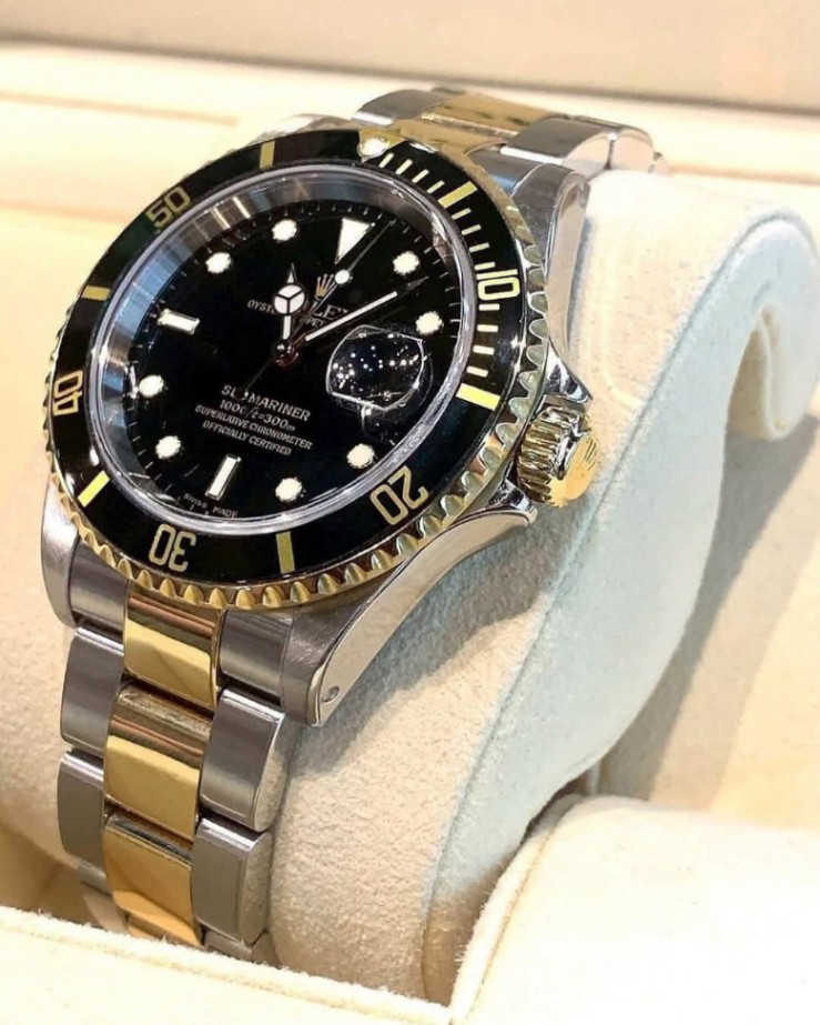 Rolex Submariner Ref. 16613 thumbnail 2