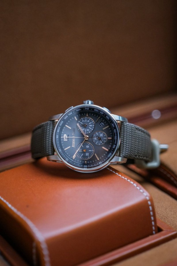 Audemars Piguet CODE 11.59 Smoked Grey Dial 2 Tone Chronograph - Image 6