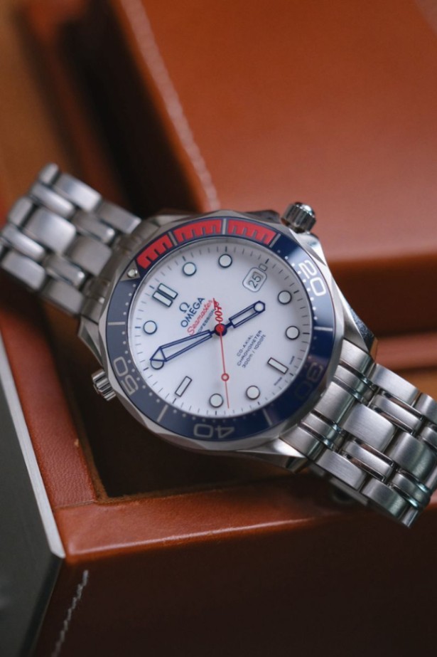 Omega Seamaster Diver 007 Commander’s Watch Limited Edition - Image 2