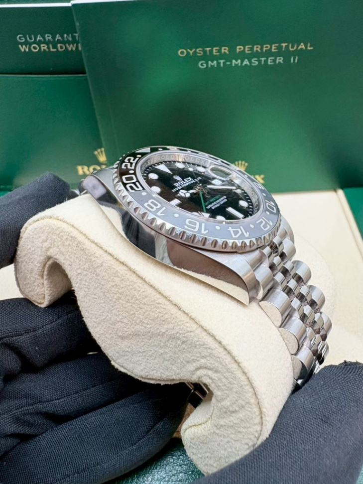 GMT Master || Bruce Wayne Jubilee 40mm - Image 3