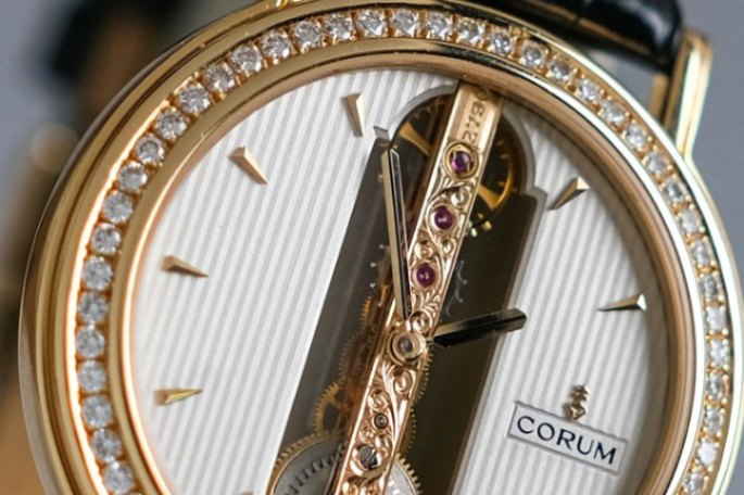 Corum Golden Bridge 18K Gold Diamond thumbnail 4