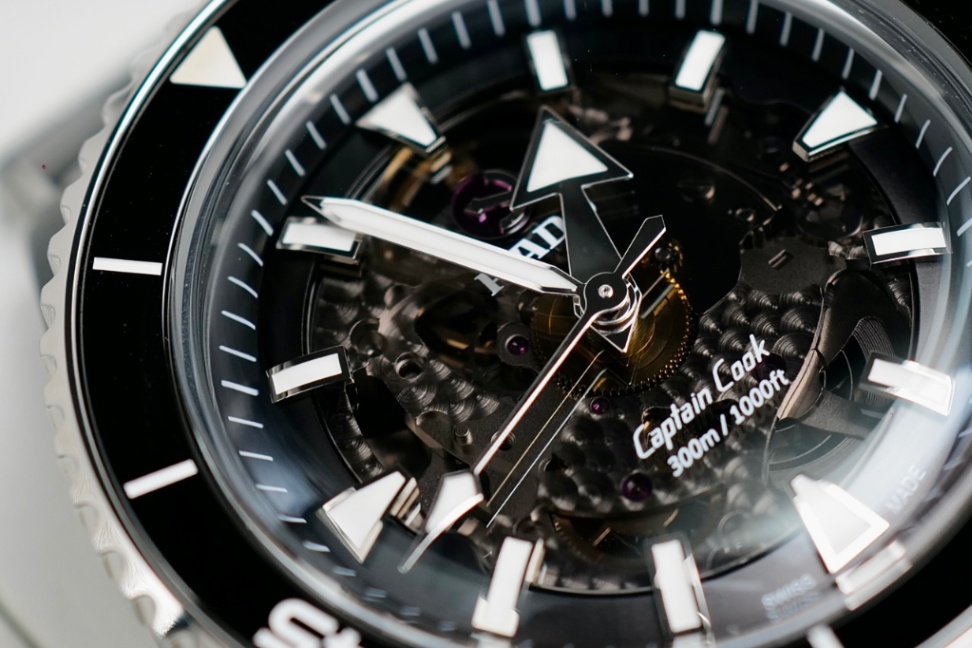 RADO Captain Cook Skeleton Black Ceramic R32127152 43mm - Image 3