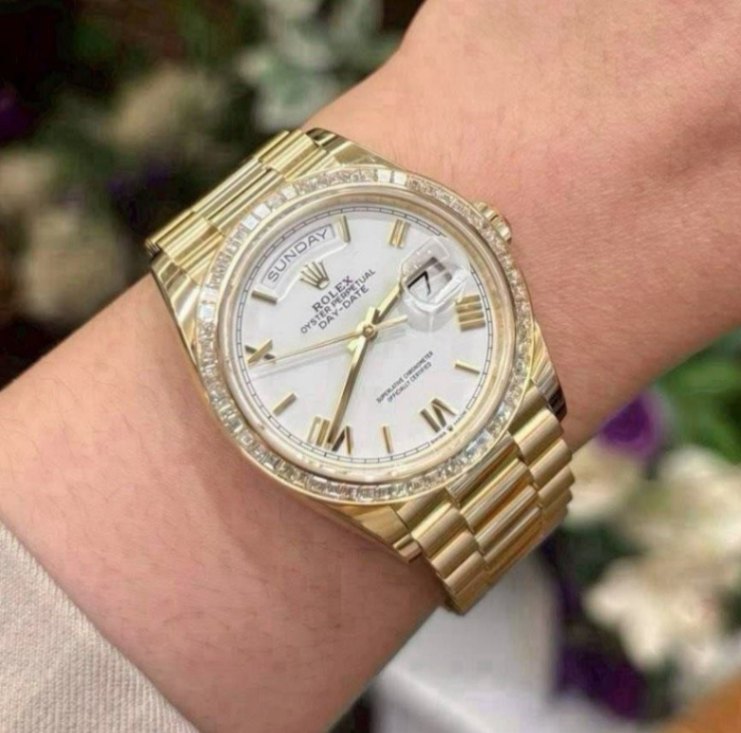 New Day-Date White Roman Full Yellow Gold 36mm - Image 4
