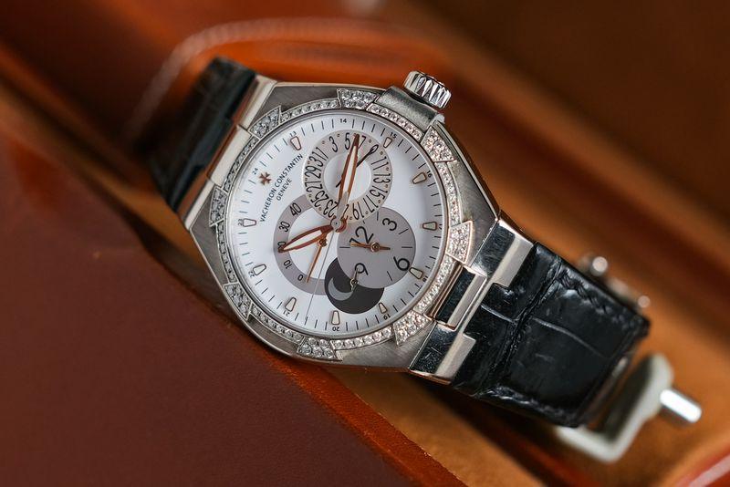 Vacheron Constantin Overseas Dual Time 18K White Gold Diamond Ref. 47751/000G - Image 3