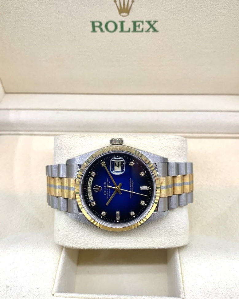 ROLEX Day-Date 36 18239 Tridor Blue Diamond Dial thumbnail 3
