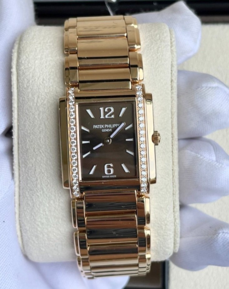 PATEK PHILIPPE Twenty~4 Diamond Rose Gold 4910/1210R-010 