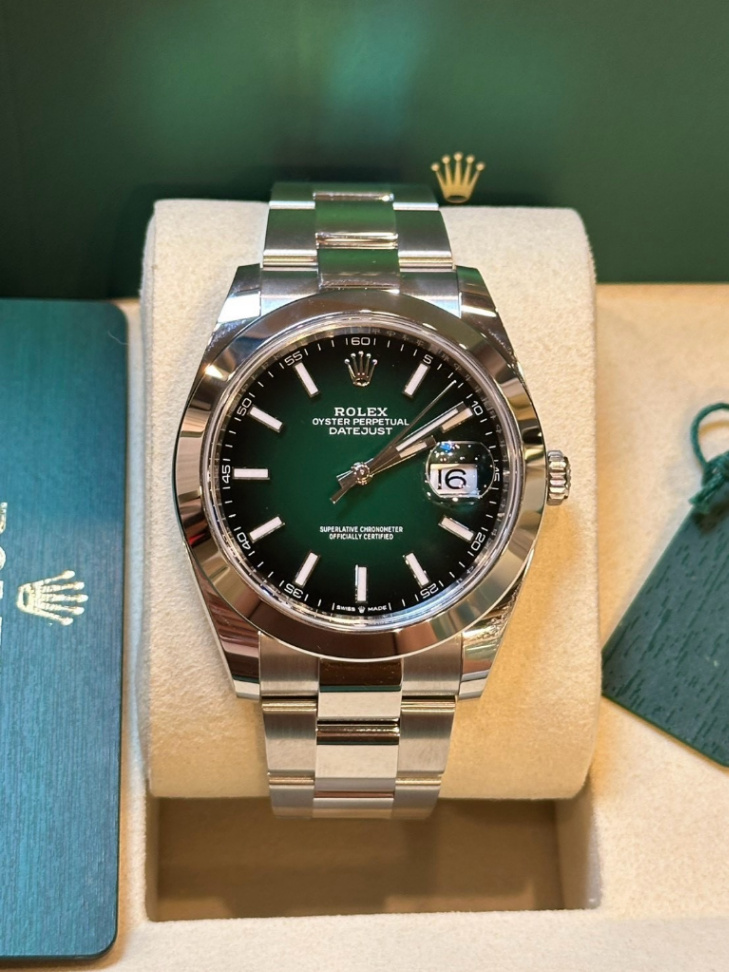 Datejust Green Ombre Dial Oyster 41mm