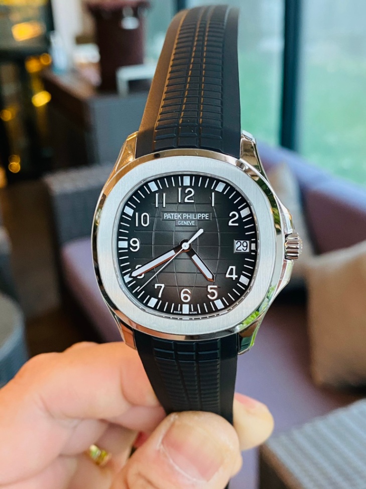 PATEK PHILIPPE AQUANAUT 5167A