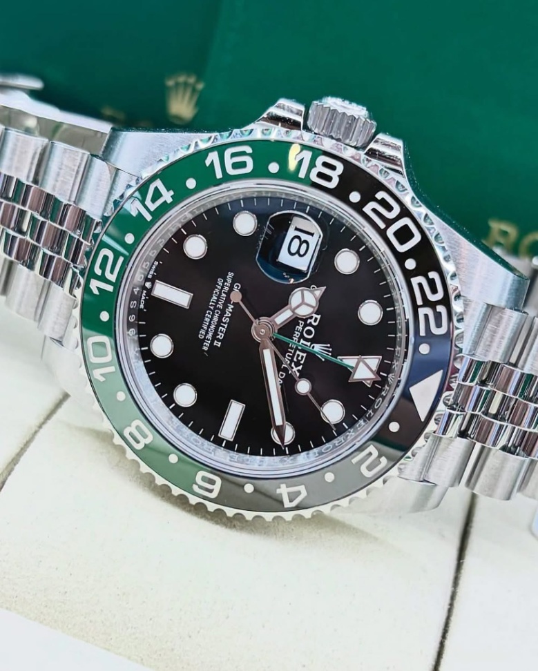 ROLEX GMT-Master II Sprite 126720VTNR Jubilee - Image 2