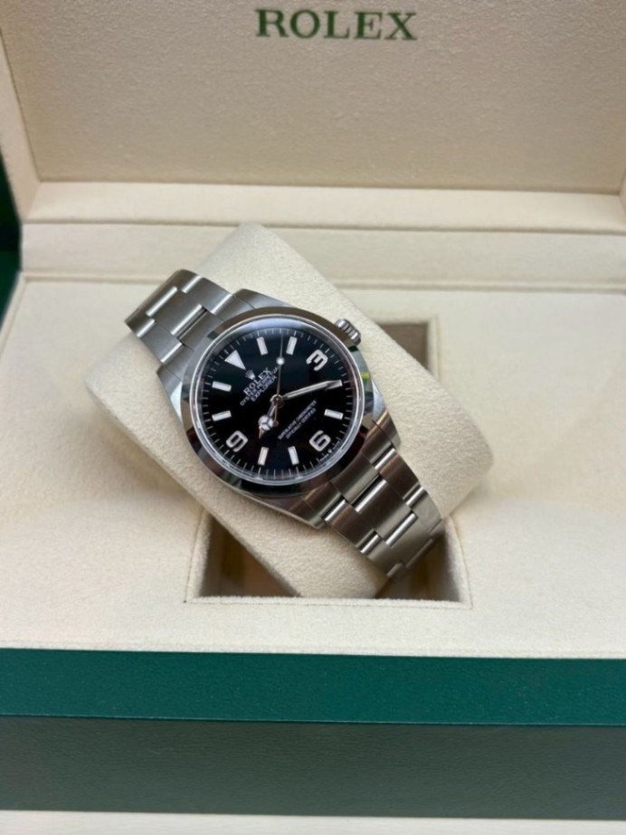 ROLEX Explorer I Black Dial 124270 36mm 2024 thumbnail 2