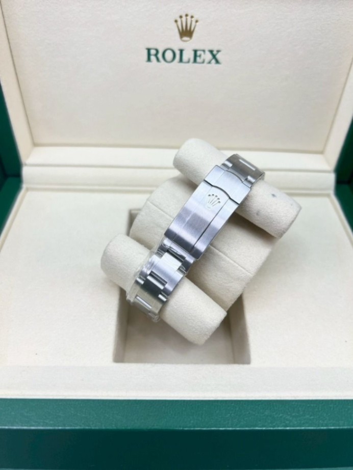 ROLEX Oyster Perpetual 31 Tiffany Blue 277200 2024 - Image 5