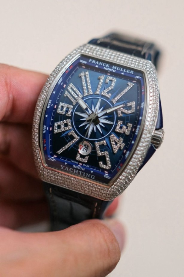 Franck Muller Vanguard Yachting Blue V41 Full Diamond thumbnail 3