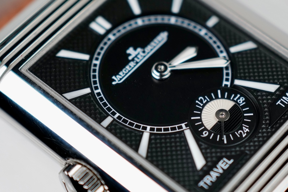 Jaeger-LeCoultre Reverso Classic Duoface Small Seconds 2025 - Image 3