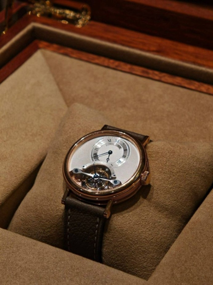 Breguet Classique Complications Tourbillon 3357BR Rose Gold thumbnail 3