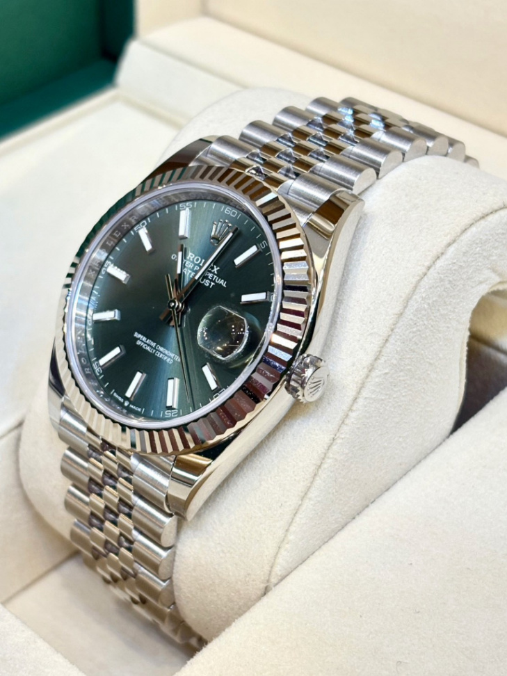 Datejust Green Dial Jubilee 41mm - Image 3