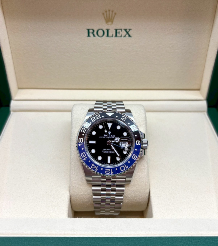 GMT Master || Batman Jubilee 40mm thumbnail 1