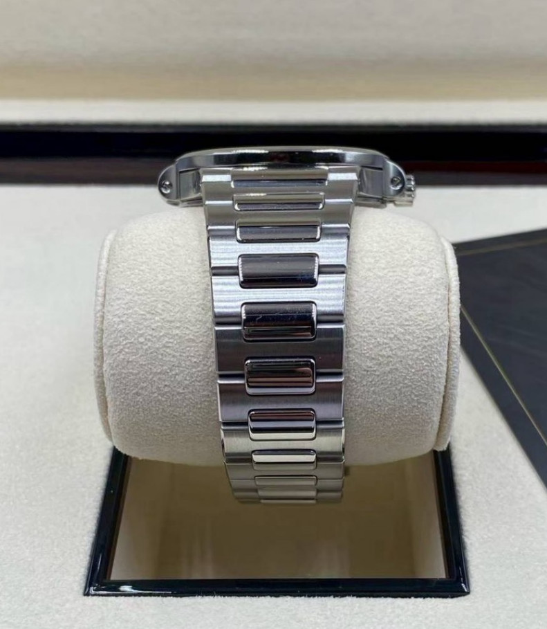 Patek Philippe Nautilus 7118/1A Grey Dial - Image 4