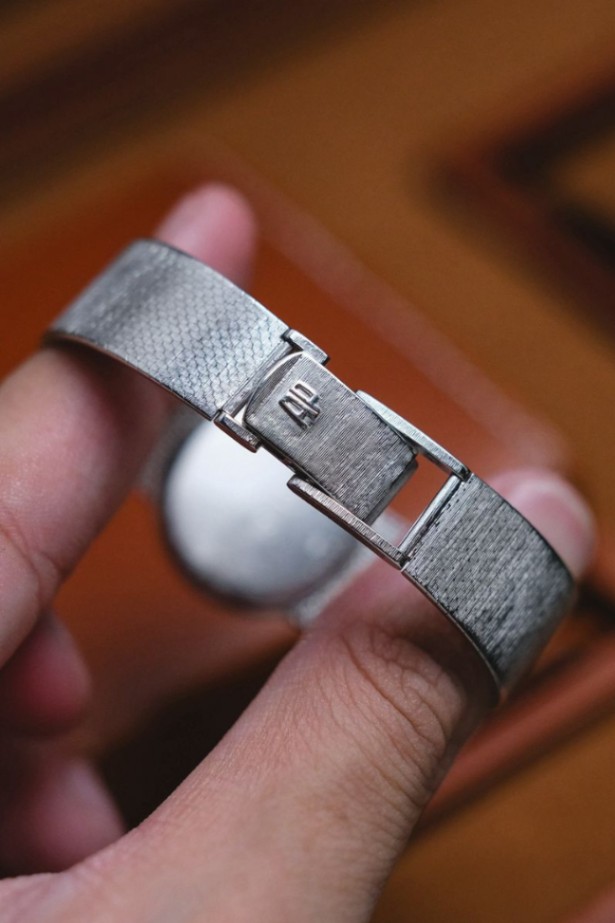 Audemars Piguet Vintage Full 18K White Gold - Image 3