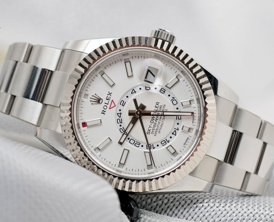 ROLEX Sky-Dweller White 2020 - Image 1