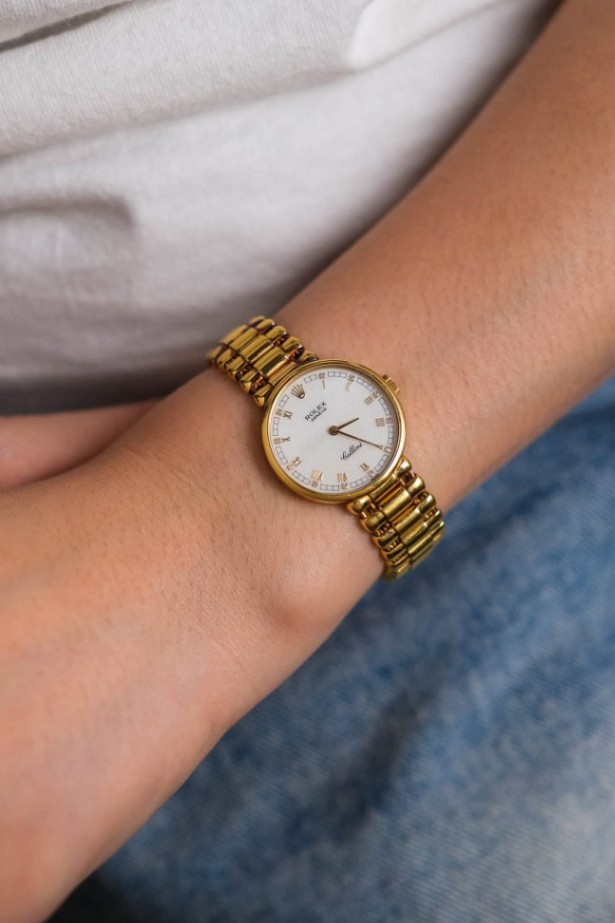 Rolex Cellini 18K Yellow Gold Mother of Pearl Diamond 5161 thumbnail 4