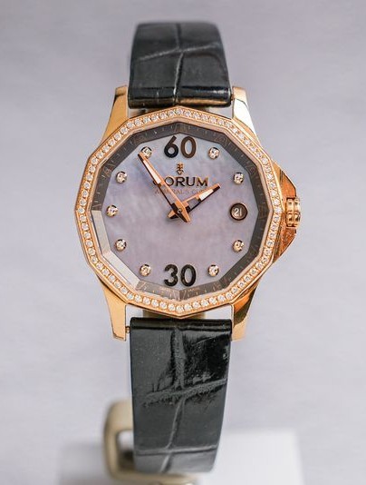 Corum Admiral’s Cup Diamond 18K Gold MOP